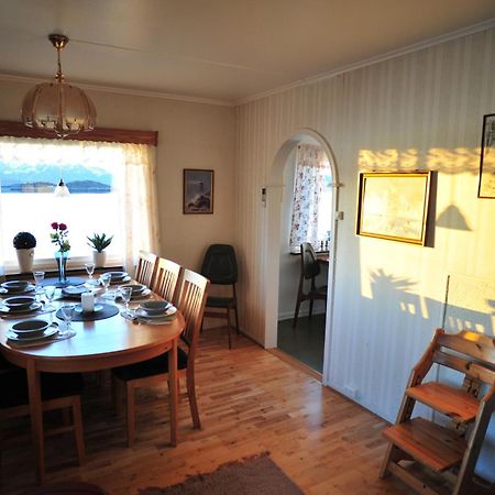 Fredelig Med Naturskjonn Omgivelse, Midt I Lofoten Jerstad Exterior foto
